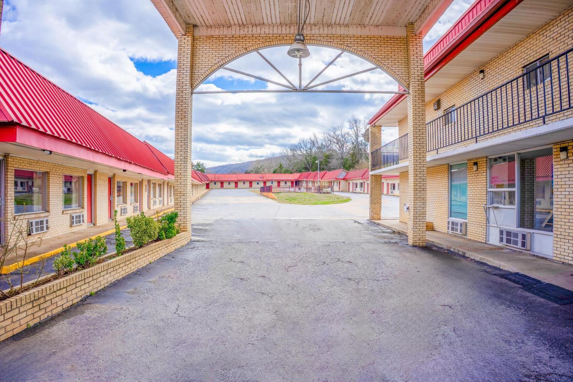 Motel Ozark Junction Mountain View By Oyo Extérieur photo
