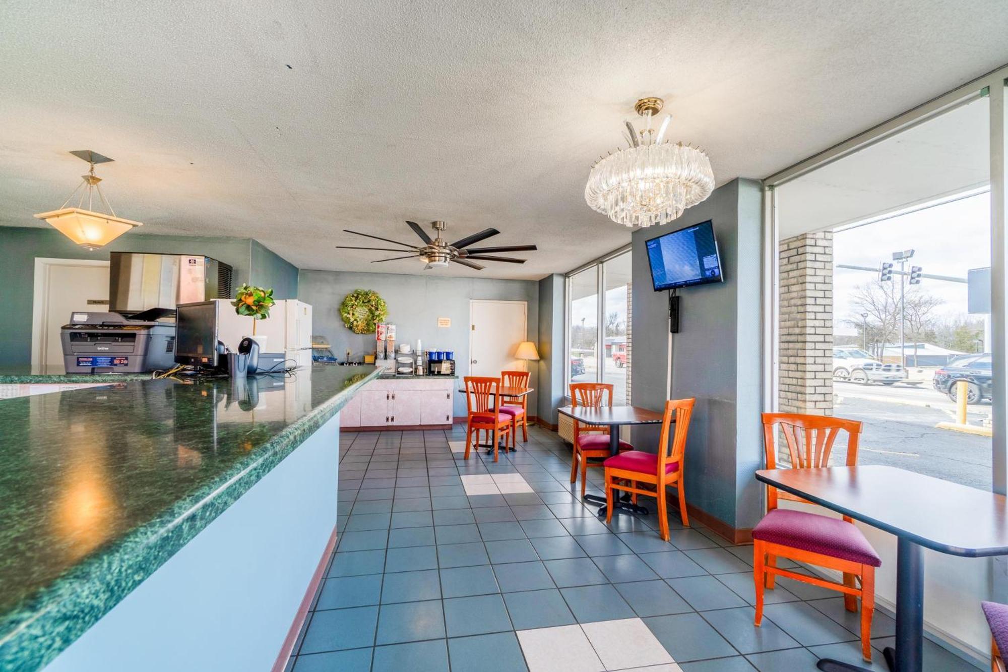 Motel Ozark Junction Mountain View By Oyo Extérieur photo