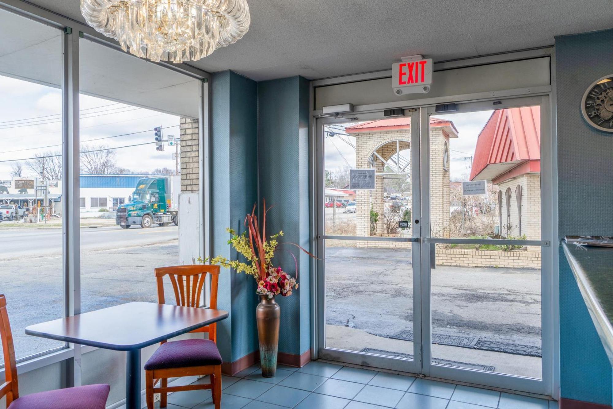 Motel Ozark Junction Mountain View By Oyo Extérieur photo