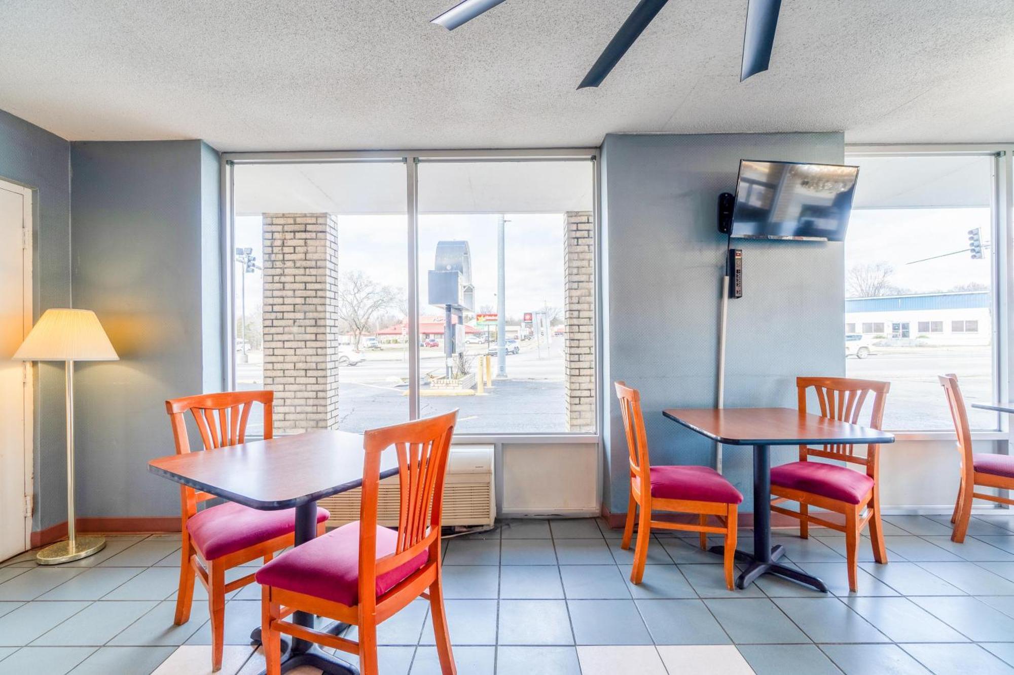 Motel Ozark Junction Mountain View By Oyo Extérieur photo