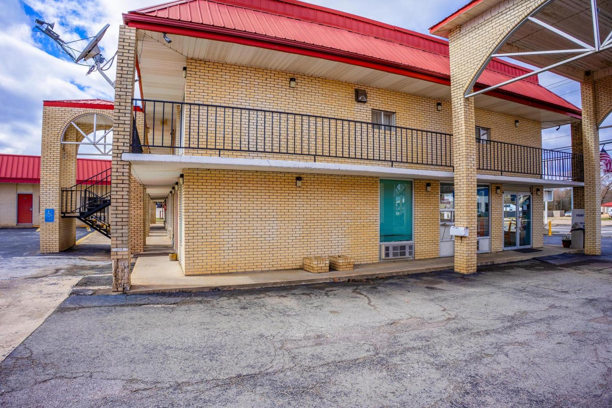 Motel Ozark Junction Mountain View By Oyo Extérieur photo