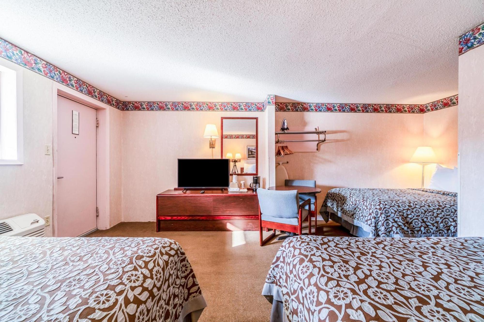 Motel Ozark Junction Mountain View By Oyo Extérieur photo