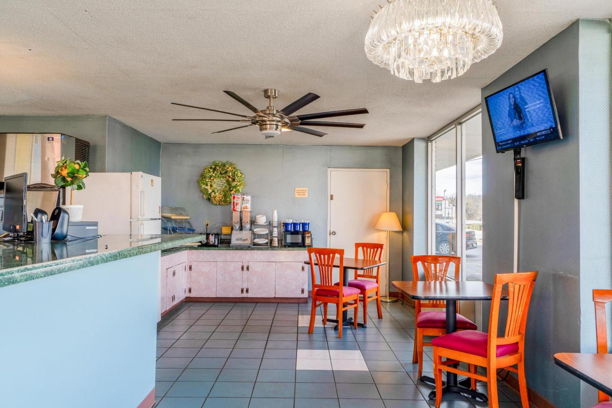 Motel Ozark Junction Mountain View By Oyo Extérieur photo