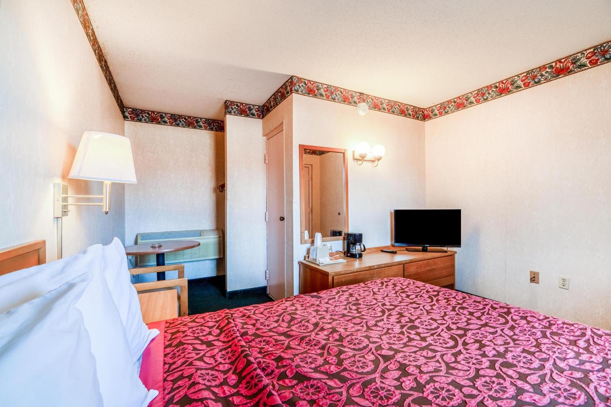 Motel Ozark Junction Mountain View By Oyo Extérieur photo