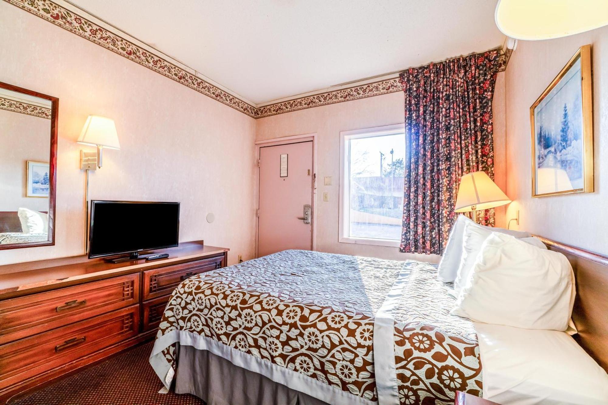Motel Ozark Junction Mountain View By Oyo Extérieur photo