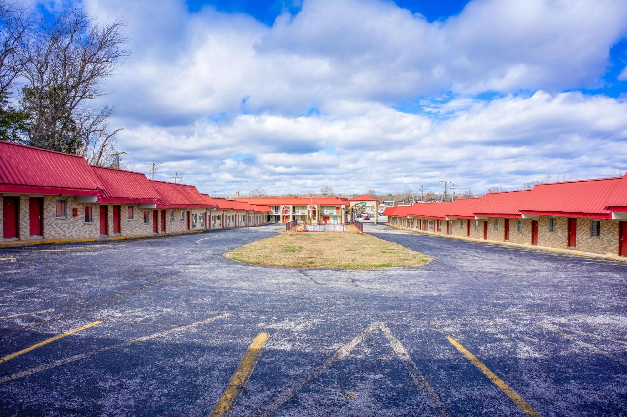 Motel Ozark Junction Mountain View By Oyo Extérieur photo